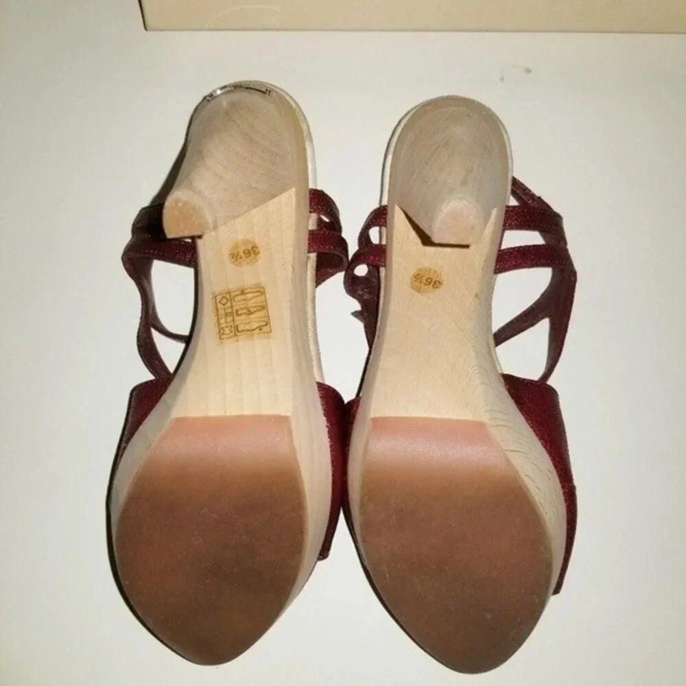 Burberry 36.5 Criss-cross Leather Platform Sandals Made‎ In Italy